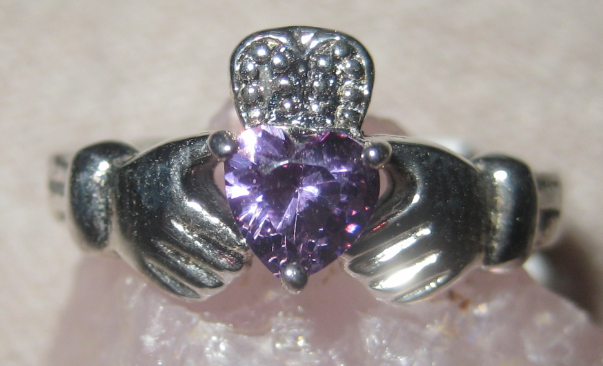 Amethyst CZ February Birthstone Claddagh Ring size 8