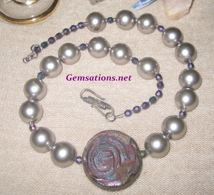 Bold Lilac Glass Pearls and Roku Beaded Necklace